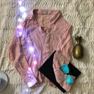 ‼️Make me an offer‼️ Pink shirt 💗